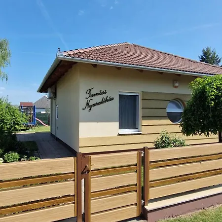 Tamasi Nyaralohaz Διαμέρισμα