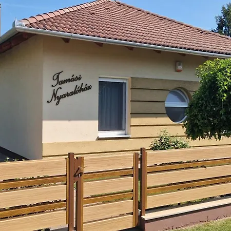 Διαμέρισμα Tamasi Nyaralohaz Balatonmáriafürdő