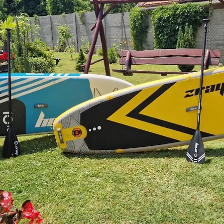 Tamasi Nyaralohaz * Balatonmáriafürdő