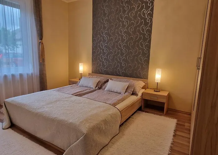 Tamasi Nyaralohaz * Balatonmáriafürdő